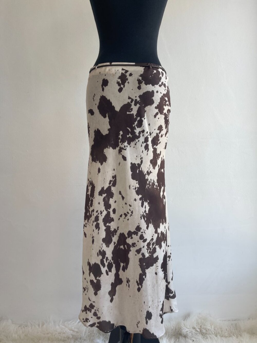 ZARA Cow Print Midi Satin Skirt with Belt - Picture 4 of 5